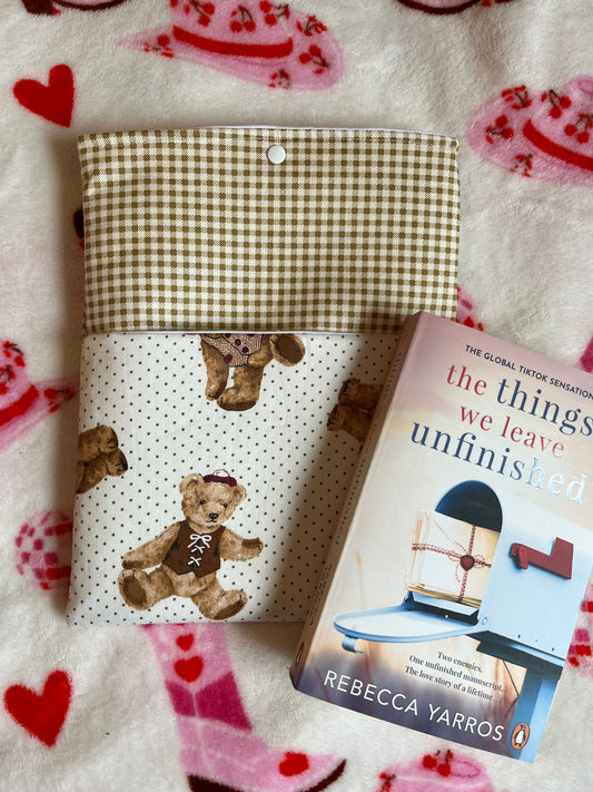 Teddy bear book sleeve